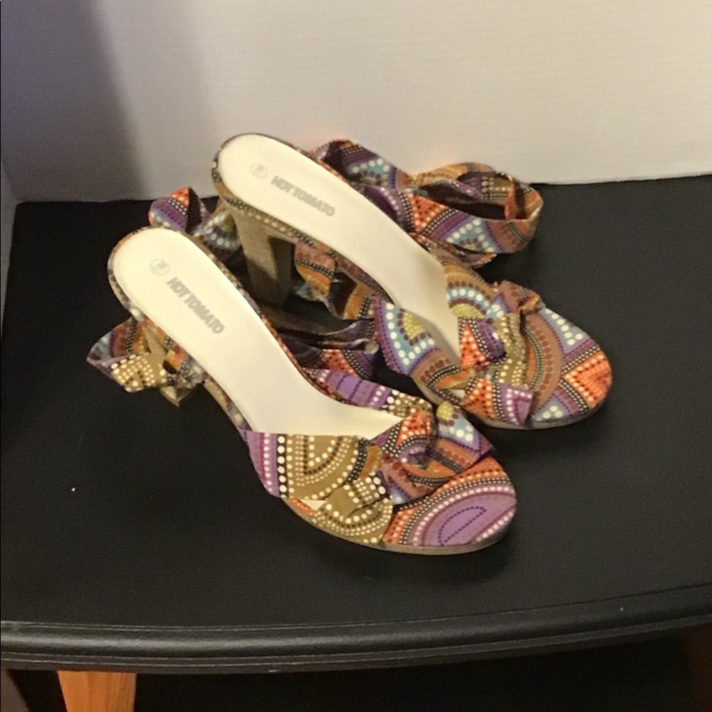 Hot Tomato Women’s Strappy Heel Sandals - Picture 1 of 10